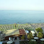 President 3* Alba Adriatica