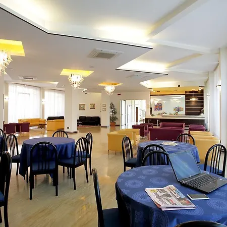 Hotel President 3*